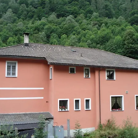 Albergovalbella Отель *
