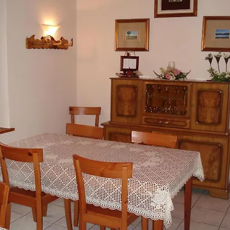 Hotel Albergovalbella *