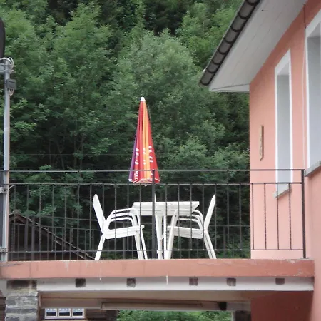 Albergovalbella * Rossa